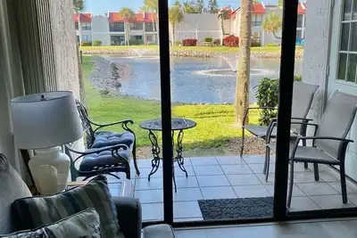 Image de Fall and Winter dates available! Just a short walk to the beach and direct pool access!