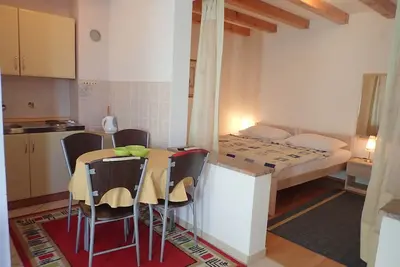 Image de Appartements et Chambres Tinka (40349-A1) - Starigrad Paklenica