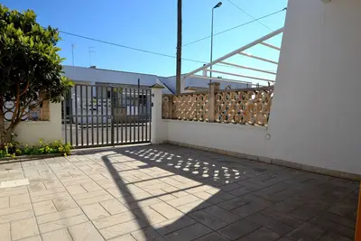 Image de Appartement 'Ll82 Casa Vacanza Per 5 Pax Teoma' avec climatisation