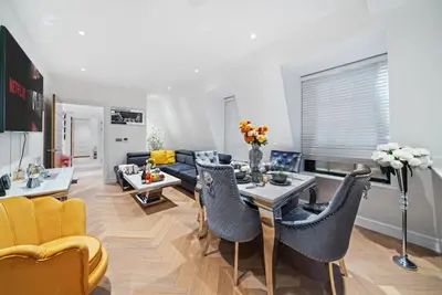 Image de 72 Wow Marble Arch Maysa