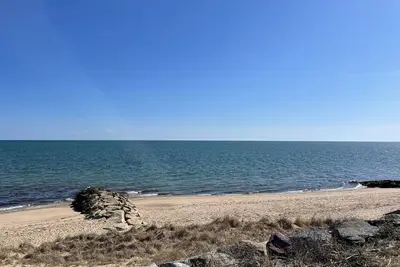 Image de Beautifully renovated 2 br 1 bath near Sea Street Beach
