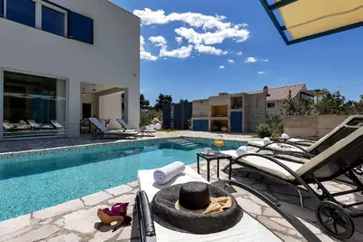 Image de Maison de vacances Zaostrog pour 1 - 6 personnes avec 3 chambres à coucher - Maison de vacances