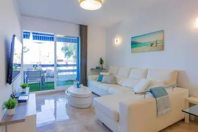 Image de Vue mer et piscine Parking Gratuit rf18