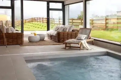 Image de Espectacular Casa en un Alto con Vistas al Cantábrico y Picos de Europa