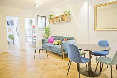 Image de ✨ Élégance et Tranquillité : Appartement de Luxe à Mouffetard ✨