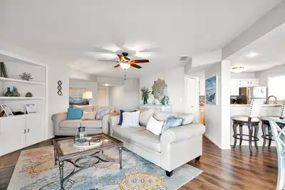 Image de Lake Escape at Regatta Bay! 3 bedrooms and 3 bath!
