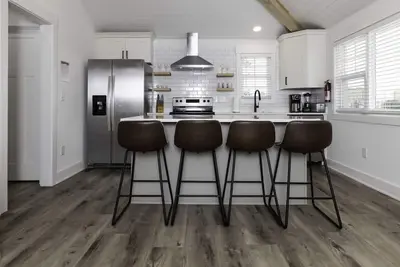 Image de Malibu - Loft #4 - 8 min walk to the beach