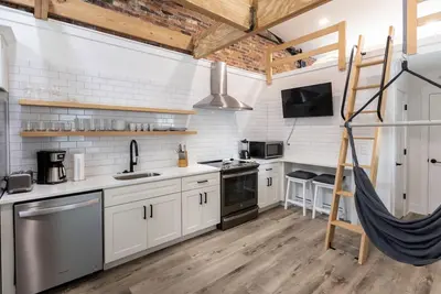 Image de Pipeline - Loft #9 - 8 min walk to the beach