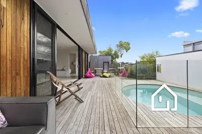 Image de Aqua Luna – Stylish Retreat by Koonya Ocean Beach