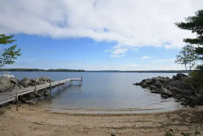 Image de Waterfront Cottage on Frye Island with Sandy Beach and Stunning Sunrises!