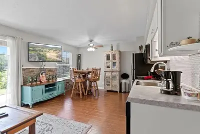 Cozy Rustic Condo at Fall Creek