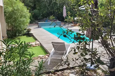 Image de Jolie maison d architecte, au calme, sans vis à vis, dans la nature.