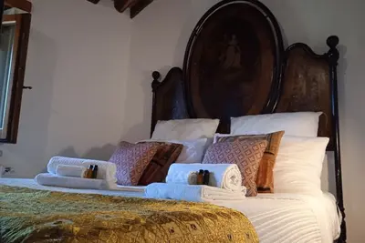 Image de Beautiful Farmhouse surrounded by enchanting nature just 40 minutes from Lucca