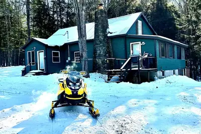 Image de Come and play in the snow- we are On the trail- and the ice!