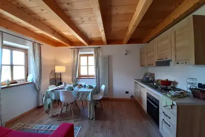 Image de Mountain house in the Dolomites, Trentino.