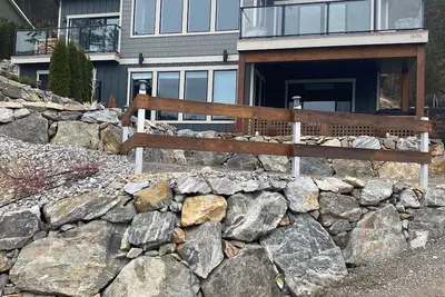 Image de Lakeview Getaway with a Hot Tub