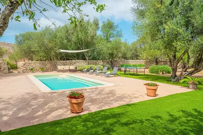 Villa 'Garraseca' avec vue sur les montagnes, Wi-Fi et climatisation
