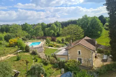 Image de \"Maison Sébastien\" avec piscine privée, terrasse privée et Wi-Fi