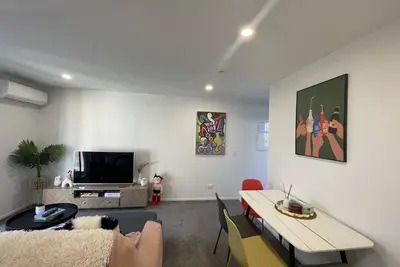 Inner City Luxury 2 Bedroom Cbd Townhouse