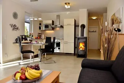 Image de Ferienwohnung mit Terrasse und Strandkorb Direkt Hinter dem Deich