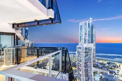 Image de Circle on Cavill - 3 Bedroom Ocean Airbnb