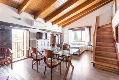 Image de Ático Tipo Loft con Jacuzzi