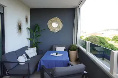 Blue Shell Trogir 2-bedroom apartment with pool