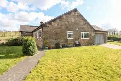 Image de Hawksbridge Bungalow, pet friendly, with open fire in Leek