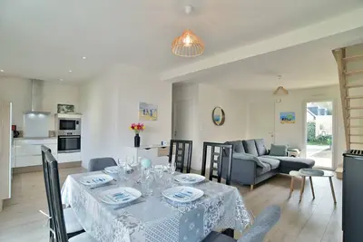 Image de Les Belles Noës - Charmante maison à 2km de la mer