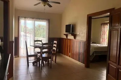 Image de Lovely 2b 1bath unit; beach view