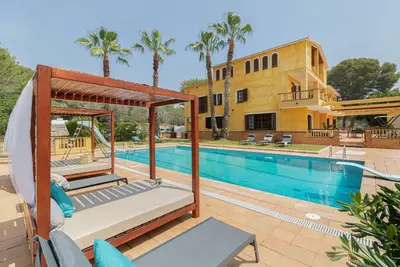 Image de Exclusive environment surrounded by nature 10 minutes from the beach.