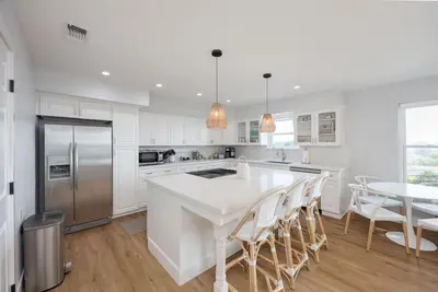 Image de Bright and airy beach vacation spot- perfect for families and ocean views