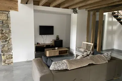 Image de Entre terre et mer, vieille ferme renovée