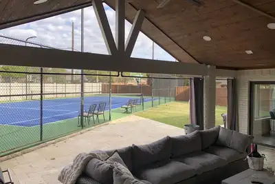 Image de 4br & 4bth w/ Tennis Crt & Pool