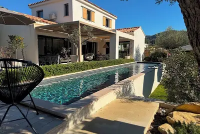 Image de Villa piscine 3 chambres, clim, parking, wifi