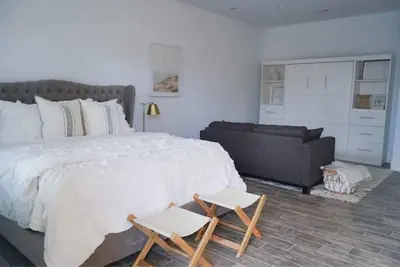 Cozy Guest Home on Ranch in Franklin