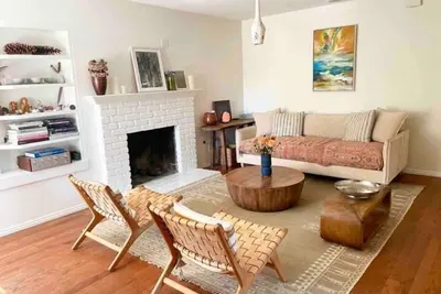 Image de Bright family home in the heart of Ojai