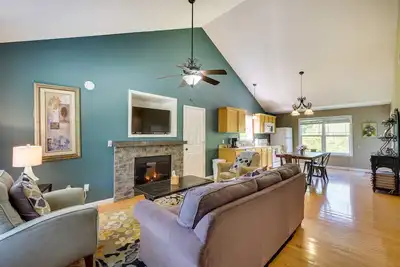 Image de Cozy Resort-Style Escape on Taylorsville Lake!