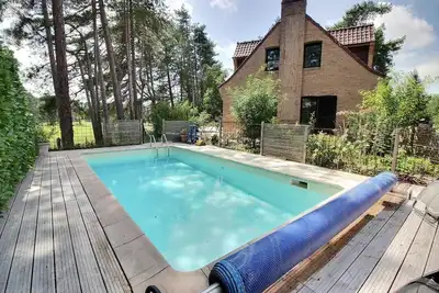 Image de 293gara : Jolie maison de vacances avec piscine extérieur, à proximité de la plage, pour 8 à. . .