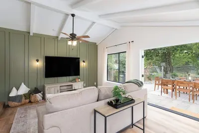 Image de Atascadero Retreat by Lake w\/Game Room!
