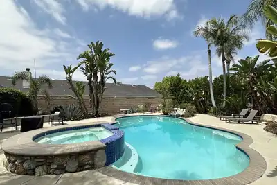 Image de Family- Friendly Villa with Pool + Bbq + Fire-pit, close to Disney & Water Park