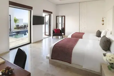 Image de Spacious 2br Seafront Accommodation! Outdoor Swimming Pool and Spa Center!