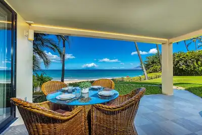 Image de Polo Beach 106! Steps from the Beach! Amazing Views! Favorite Location!