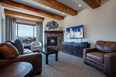 Image de Sv605 | A/C | Newly Listed | Good Views | Ski In/Out | Pool | Hot Tub | Winter S