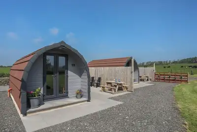 Image de Parys Pod, with hot tub in Amlwch