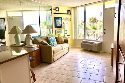 Image de Sea Haven - Sea View at Symphony Beach Club