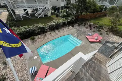 Image de Pool, private beach access, kid friendly