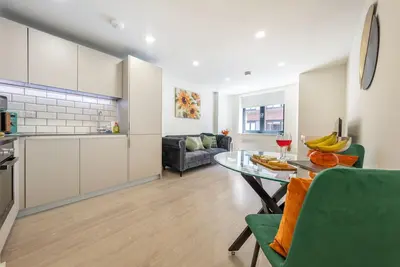 Image de Appartement-Appartement-Salle de bain privée séparée-Vue sur Rue