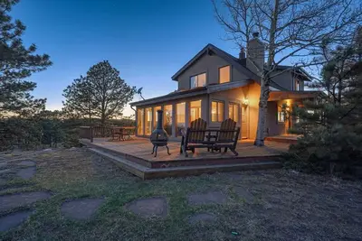 Image de 4Bdrm Cabin Retreat Mtn Views Family Gathering!