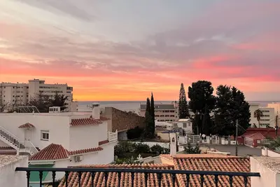Ref 290: Townhouse with roof terrace, pool sea view, & easy walk to the beach.